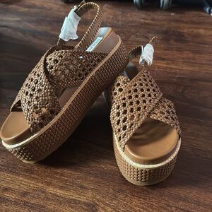 Steve Madden Platform Sandals
